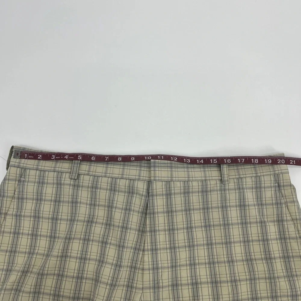 Nike Tiger‎ Woods Collection Shorts 40 Beige Plaid Flat Front Golf